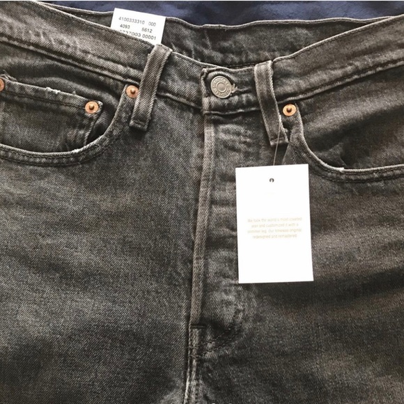 Levi’s 501 ®️ - Picture 2 of 4